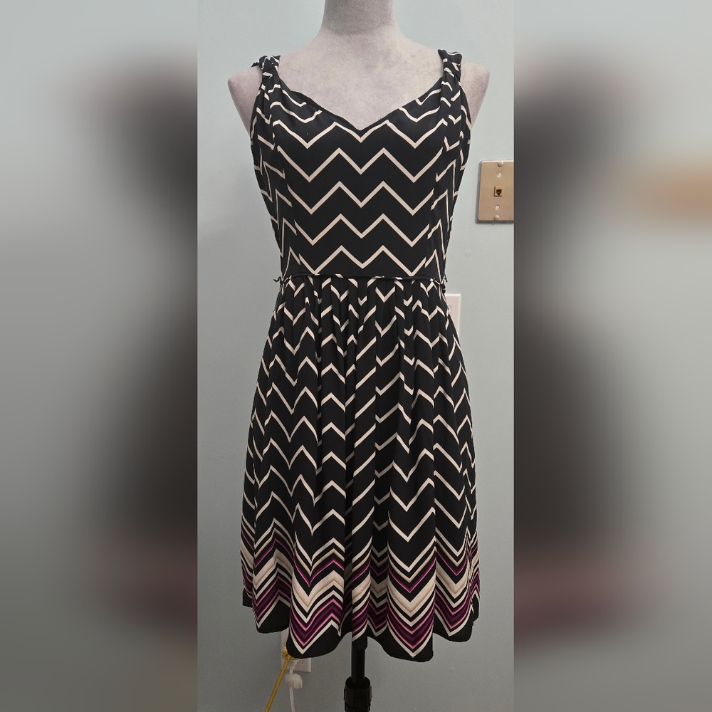 WHBM 100% silk midi full-skirt geometric dress fitted bodice/ straps sz 4